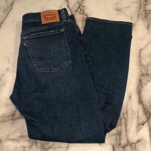 Levi’s Wedgie Straight Jean